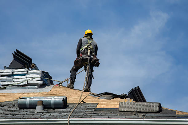 Professional Gutter Installation technician working in Sigurd, UT